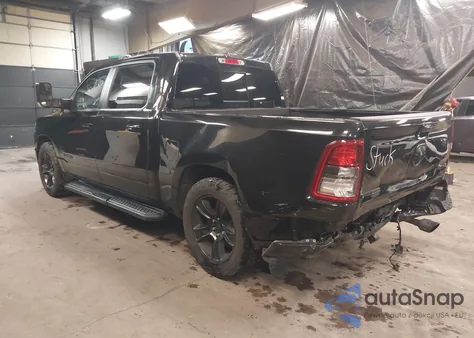 2021 Ram 1500 Big Horn 4X4 5'7 Box из США, поврежденный, VIN 1C6SRFFM6MN764088